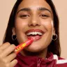 The Body Shop Born Lippy Lip Balm (10 ml, Erdbeere)